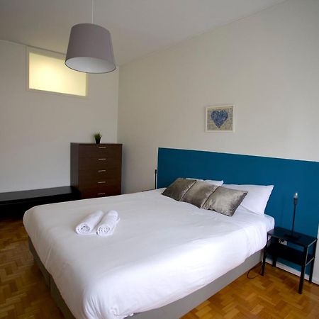 Downtown 3 Bedroom With Balcony - Quiet Street - Family Friendly - Groups OOporto Exterior foto